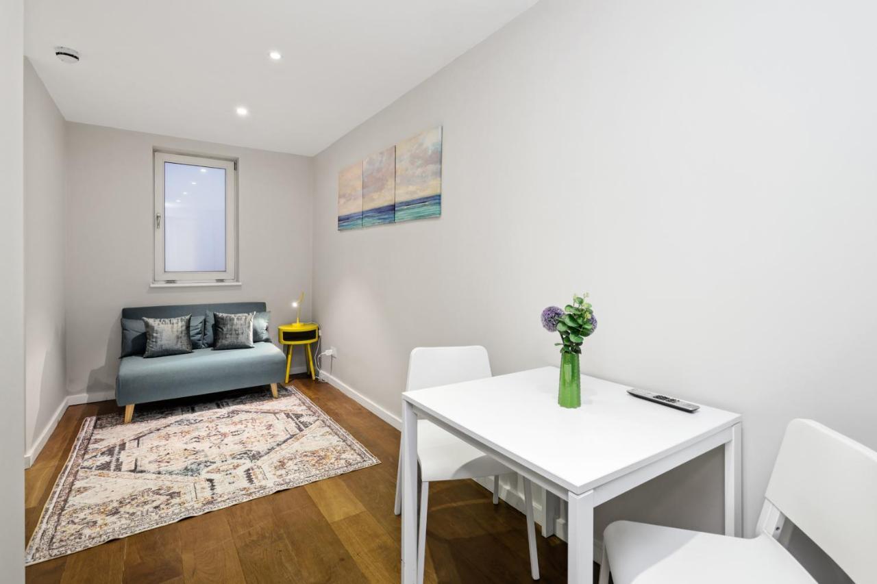 Spacious 1 Bedroom Flat 伦敦 外观 照片